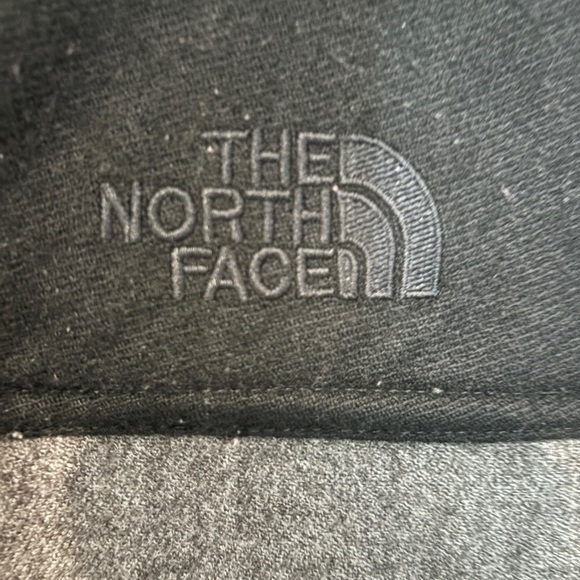 Men's Northface vest - Picture 4 of 7
